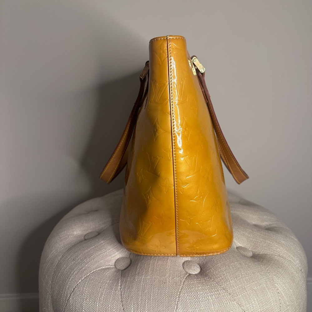 Louis Vuitton Glossy Vernis Tote Yellow - Picture 3 of 12